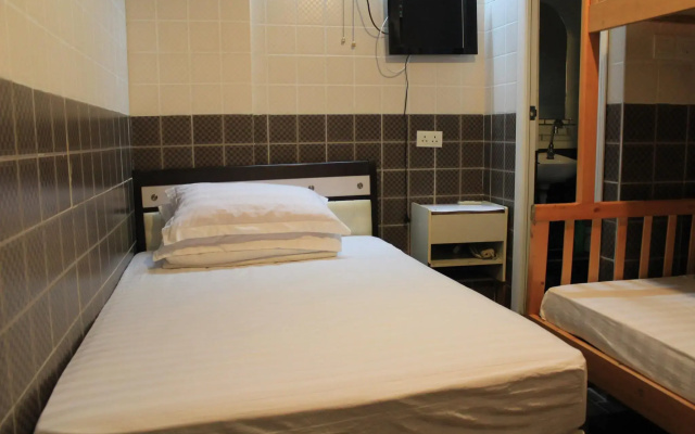 Very Good Hotel