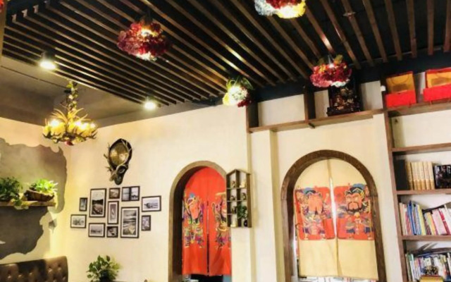 Mingyue Hotel