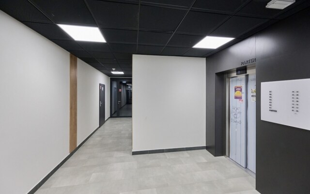 Wrocław Central Apartment by Renters