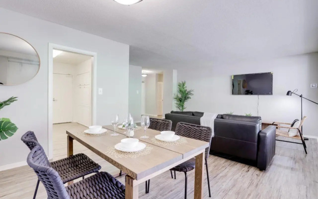 Modern Apartment At Crystal City