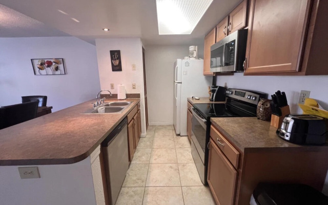 Magical 3 Bed Condo at Sweetwater Club