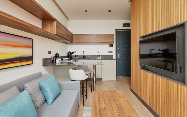 Bayview Hills Luxury Residences