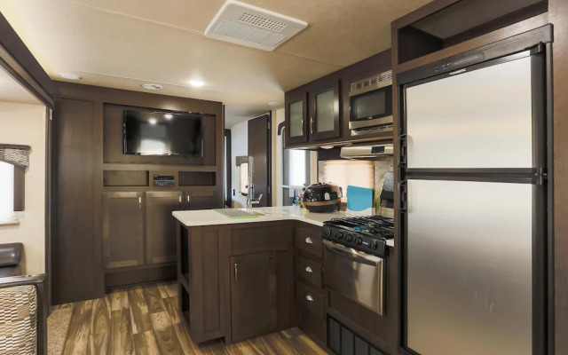 Gangneung Wow Park Caravan