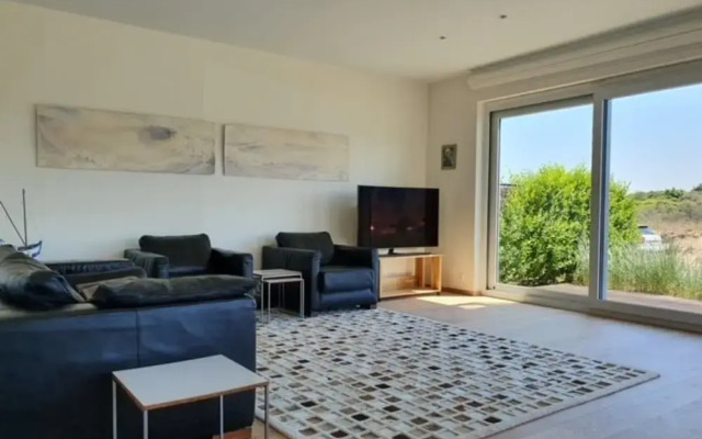 Apartment With 3 Bedrooms in Oostduinkerke