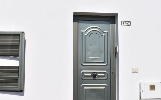 El Charcon Apartment Beach-Front