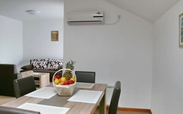 Lala Luxury Suites