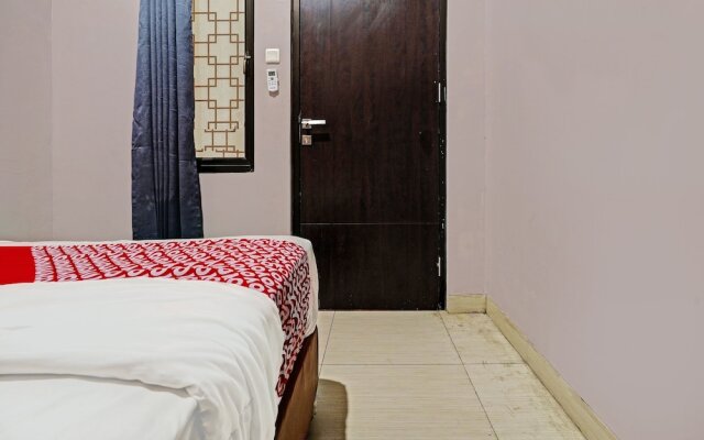 Hotel O JKK Sweet Room