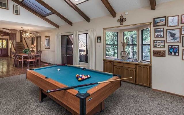 Cowboys Indians and Outlaws - Three Bedroom Cabin