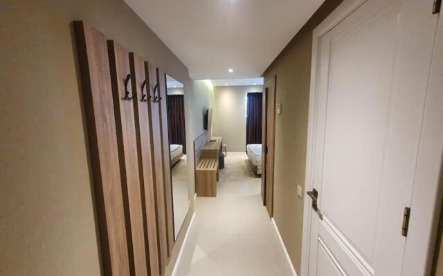 Leo Group BEST STUDIO 2509 Alliance Palace