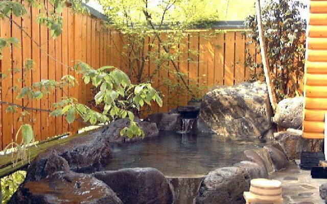 Amagase Onsen Cottage Hiiragi