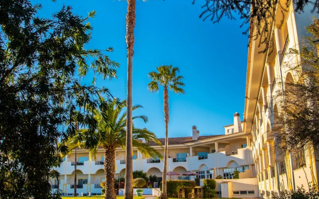 Colina Verde Golf & Sports Resort