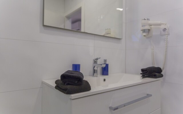 Lux Apartments