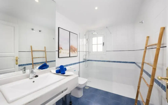 Villa Dulce in Tias With 4 Bedrooms and 2 Bathrooms