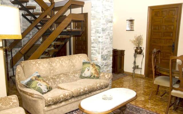 House With 6 Bedrooms in Abejar, With Enclosed Garden