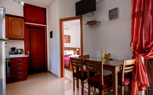 Kaloni village apartments