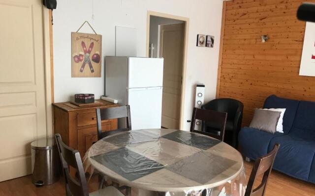 Bel appartement en résidence avec piscine