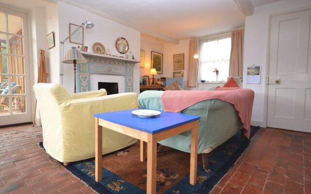 Downgate Villa, Petersfield 489346