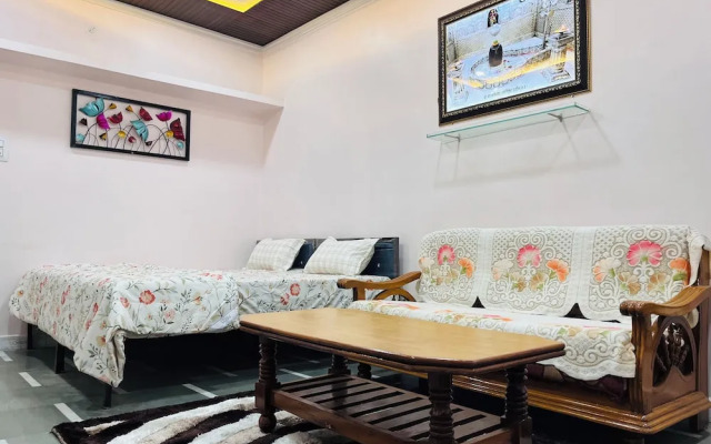 Shrilok Kutir
