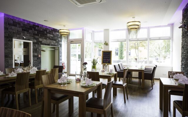 Caravelle Hotel im Park