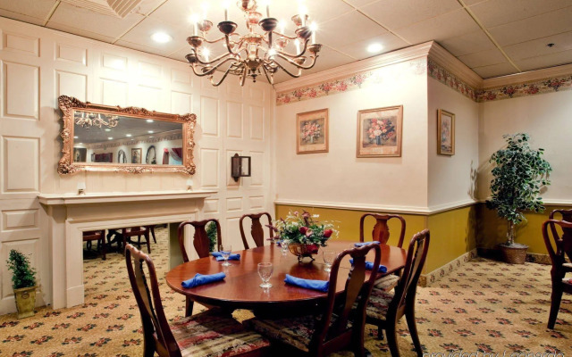 Days Hotel by Wyndham Williamsburg I-64