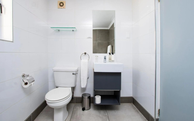Queen’s Hotel by BON Hotels