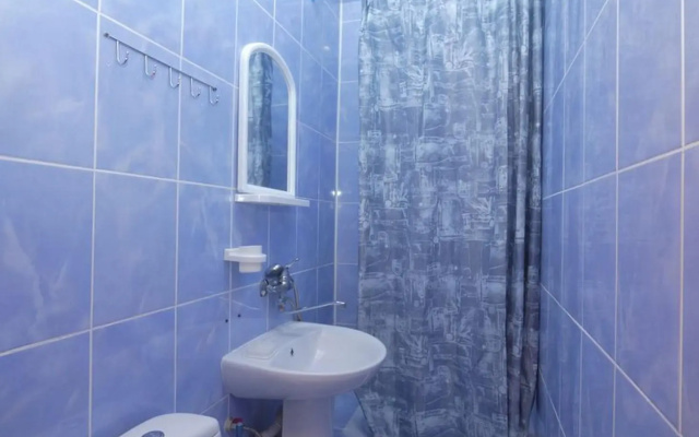 Никос — фото