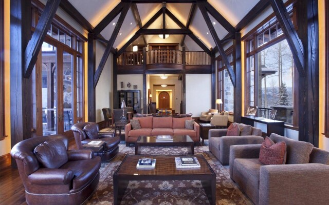 Hood Park Manor - 9 Br Home
