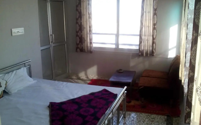 L.G. Paying Guest House