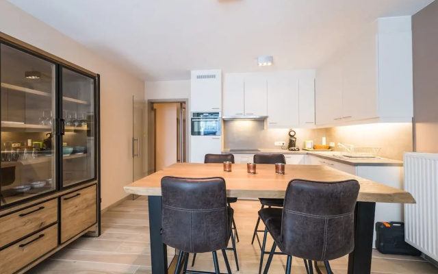 Moorea City Center Apartment