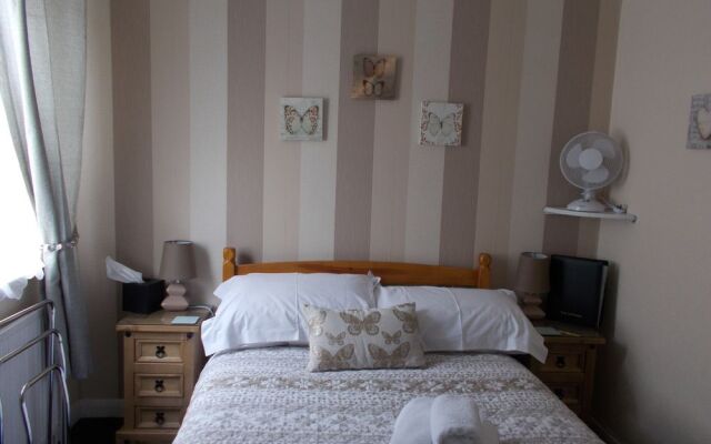 Twin Palms Guesthouse