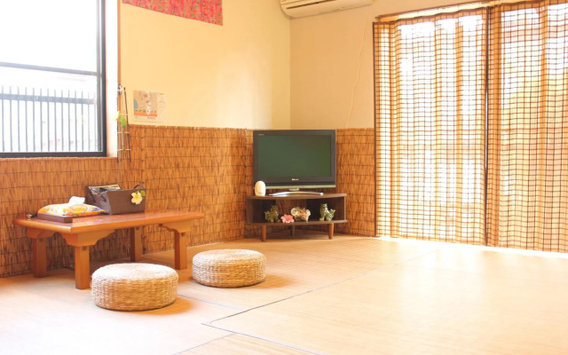 Okinawa Minshuku Kariyushi