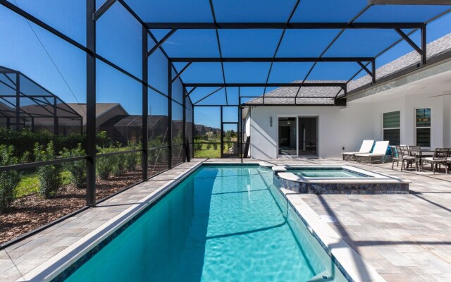 Paradise at Providence by VillaDirect