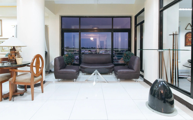 RedDoorz Plus @ Better Living Paranaque