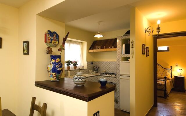 Beautiful Holiday Home Near Collesano With Swimming Pool