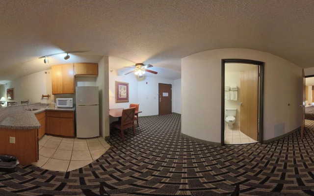 Blue Way Inn & Suites Eagan