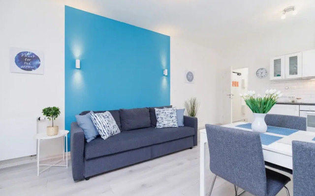 Stylish Apartment Rakowicka by Renters