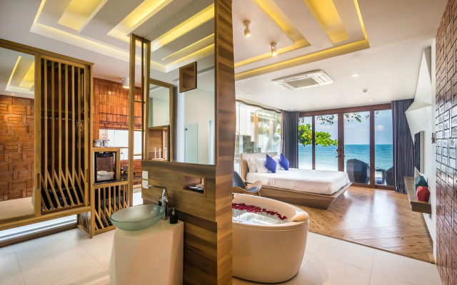 White Sand Samui Resort