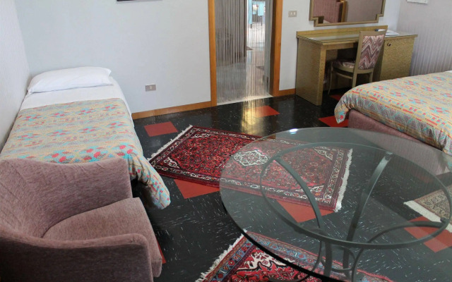 Hotel Costellazioni