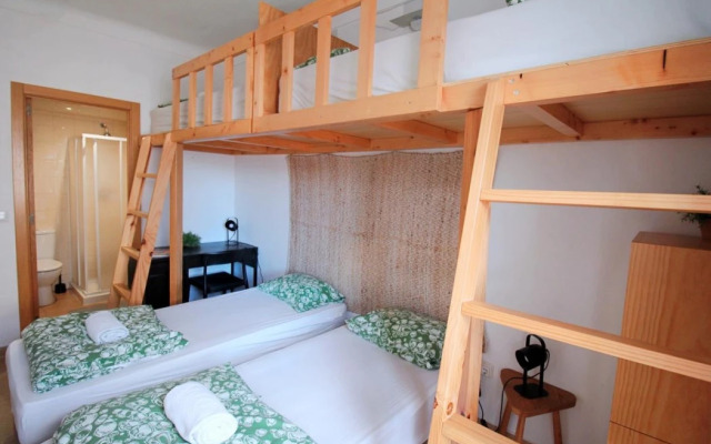 Hostel WOT Lisbon Nomad