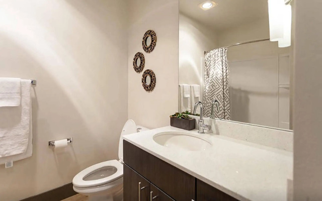 Belltown Waterfront Suites by Barsala