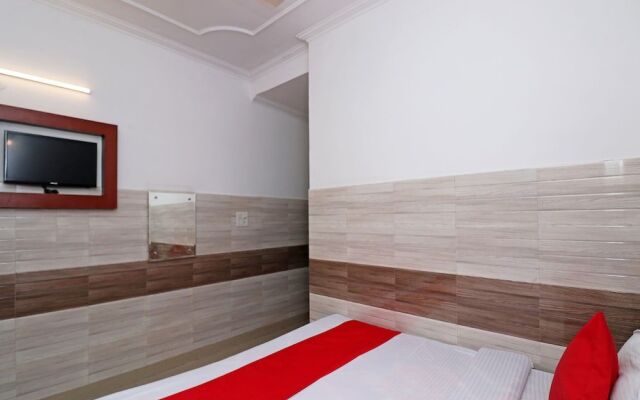 OYO 18916 Shyam Residency