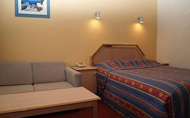 Nunawading Motor Inn