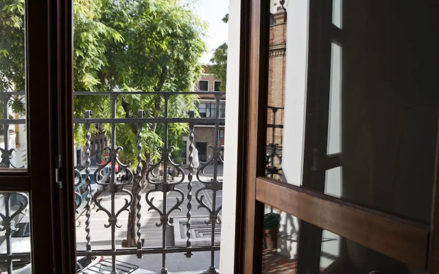 Barrio Santa Cruz Andando