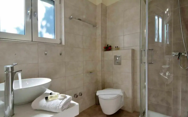 Chrismos Luxury Suites & Studios