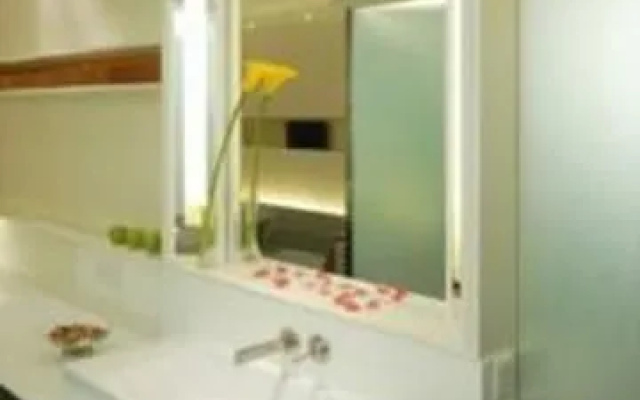 S Signature – Bathroom – Hong Kong