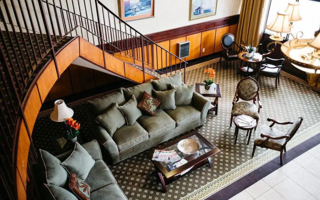 Ramada Mystic