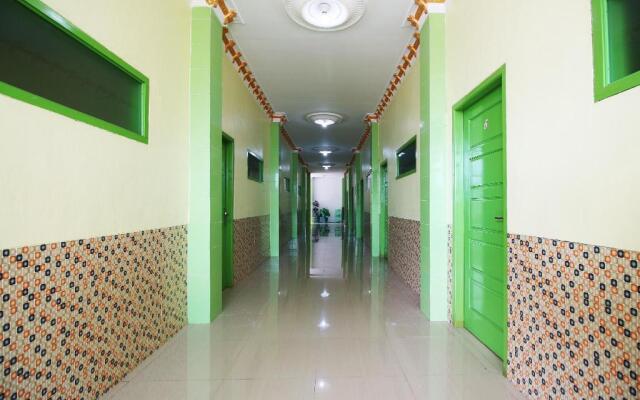 OYO 2596 Homestay Hj. Suharti