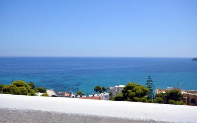 Yiannis Studios