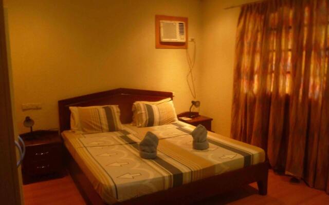 TipTop Hotel, Resto and Delishop