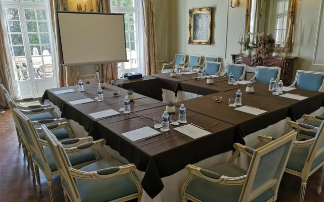 Chateau De Rilly - Les Collectionneurs